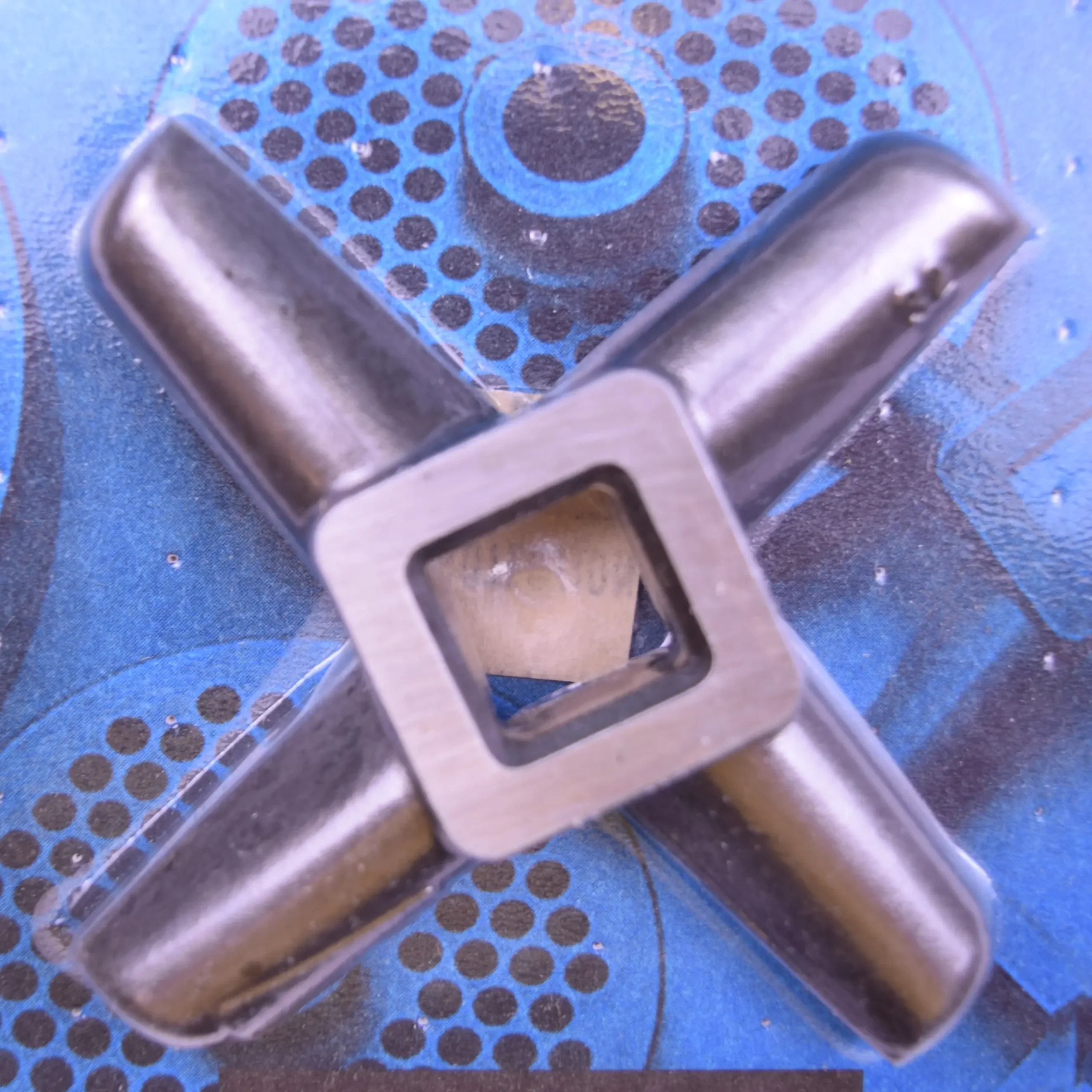 a16mk-32kn